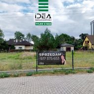 Działka na sprzedaż