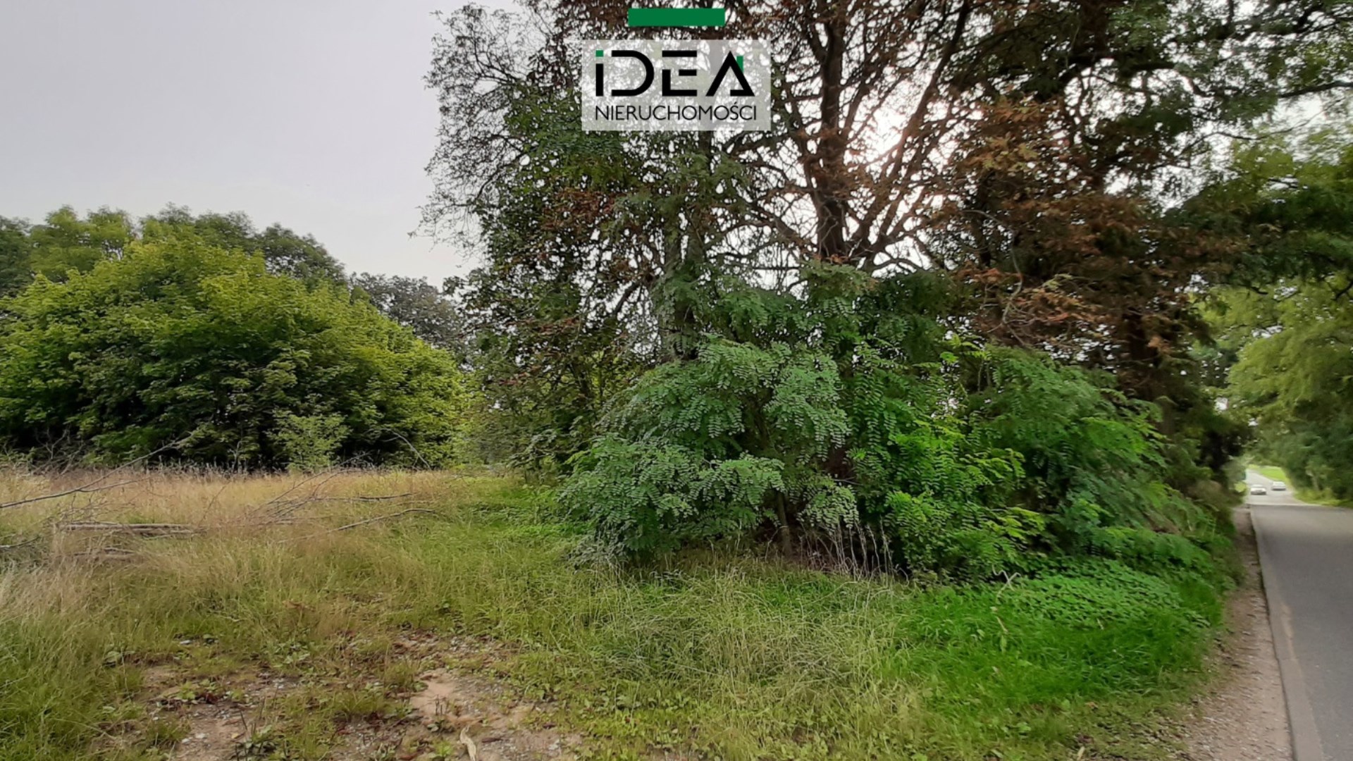 Działka na sprzedaż