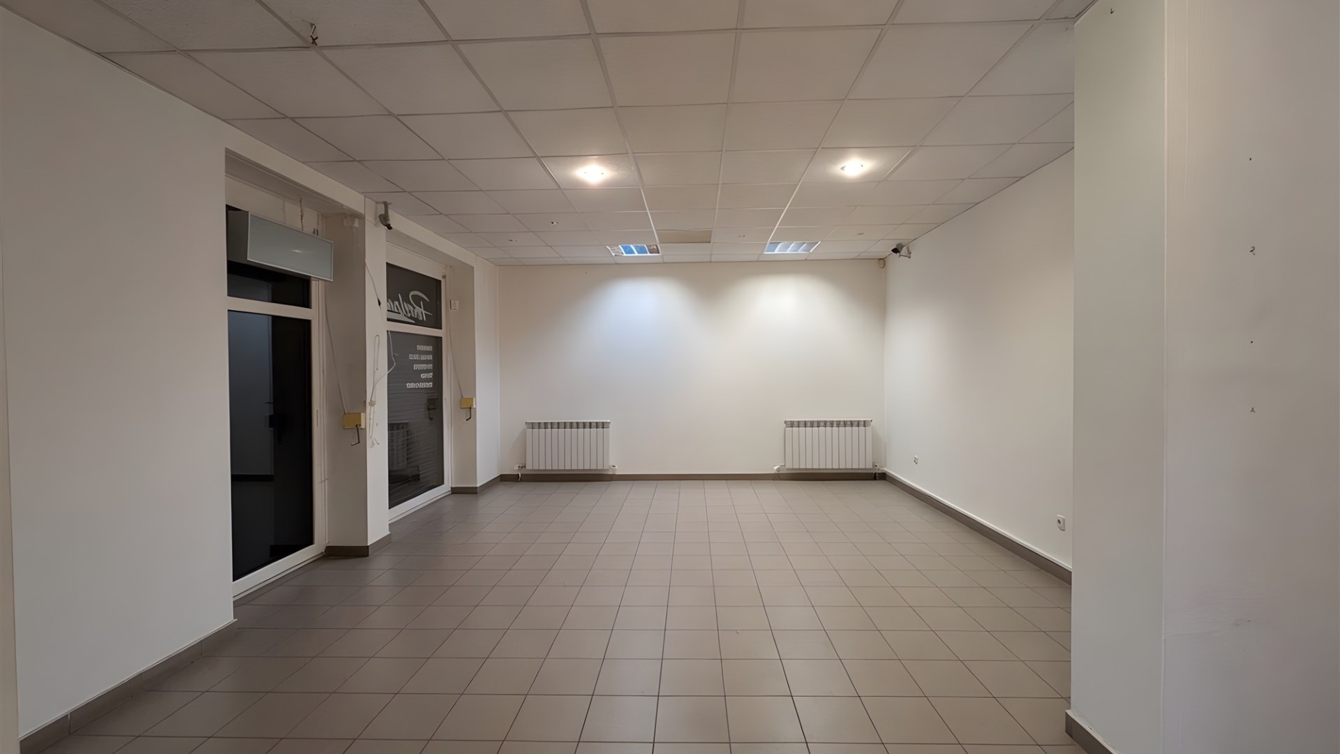 Lokal na sprzedaż